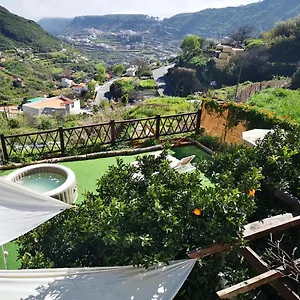 Casa Fuente Hervera , Vega de San Mateo España